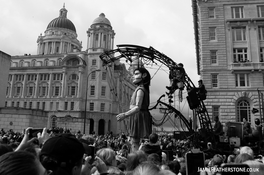 Little Girl Giant. Giant Spectacular, Liverpool