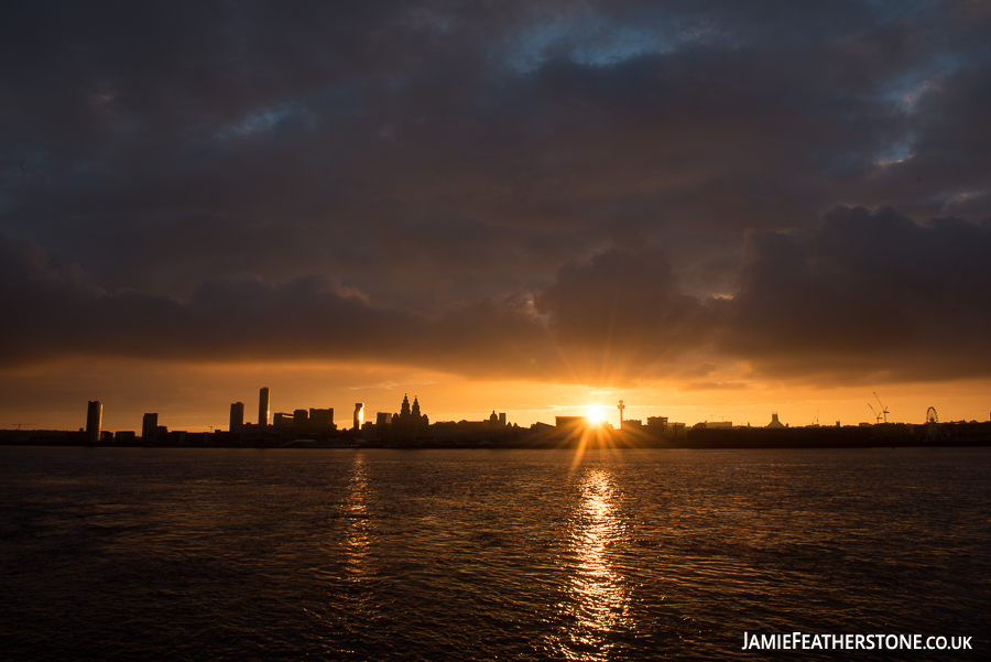 Mersey sunrise. Seacome, Wirral